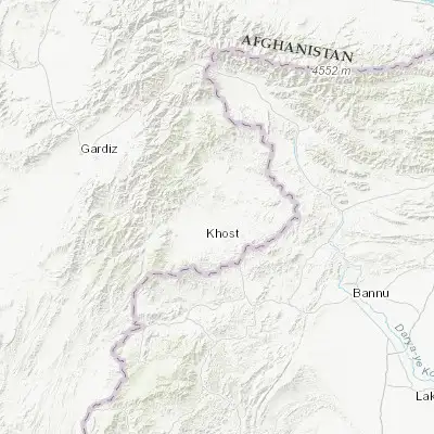 Map showing location of Khōst (33.339510, 69.920410)
