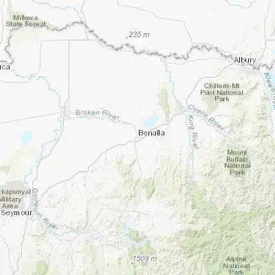 Map showing location of Benalla (-36.551130, 145.984250)