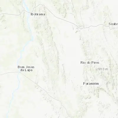 Map showing location of Macaúbas (-13.019440, -42.698610)