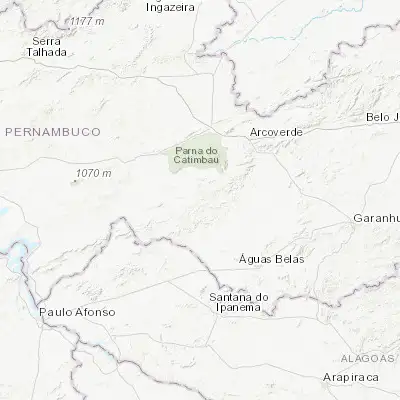 Map showing location of Tupanatinga (-8.753330, -37.339720)