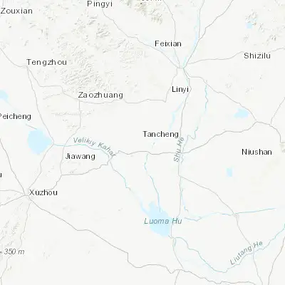 Map showing location of Zouzhuang (34.600000, 118.050000)