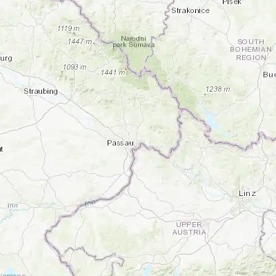 Map showing location of Salzweg (48.616670, 13.483330)