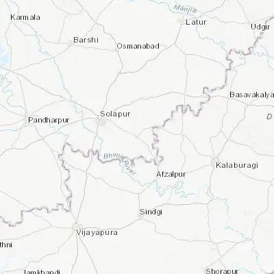 Map showing location of Akalkot (17.525320, 76.206110)