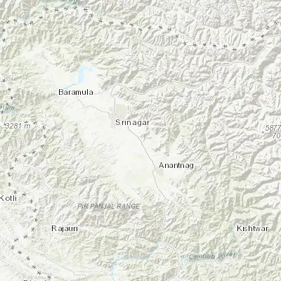 Map showing location of Awantipur (33.919780, 75.015150)