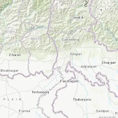 Map showing location of Naksalbāri (26.682700, 88.220010)