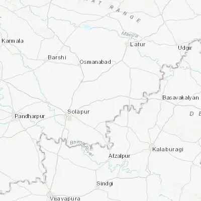 Map showing location of Naldurg (17.816670, 76.281820)