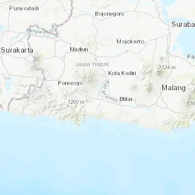 Map showing location of Tulungagung (-8.065700, 111.902500)