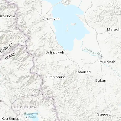 Map showing location of Naqadeh (36.955300, 45.388000)