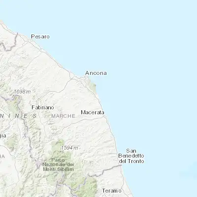 Map showing location of Porto Recanati (43.432960, 13.661650)
