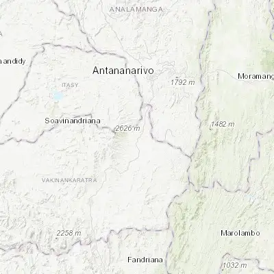 Map showing location of Ambatolampy (-19.383330, 47.416670)