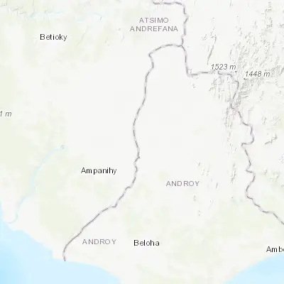 Map showing location of Beteza (-24.450000, 45.116670)