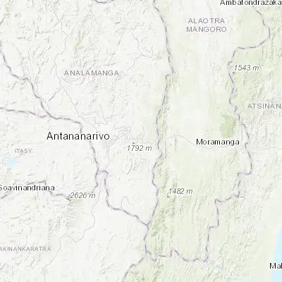 Map showing location of Manjakandriana (-18.916670, 47.800000)