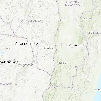 Map showing location of Mantasoa (-19.016670, 47.833330)