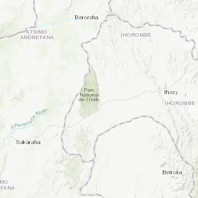 Map showing location of Ranohira (-22.483330, 45.400000)