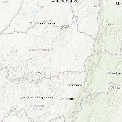 Map showing location of Soanindrariny (-19.900000, 47.233330)