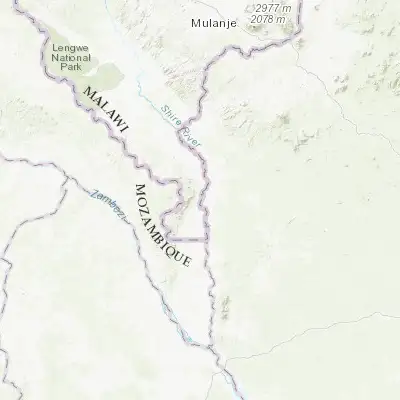 Map showing location of Nsanje (-16.919950, 35.261990)