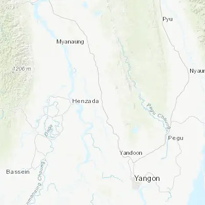 Map showing location of Tharyarwady (17.653990, 95.788130)