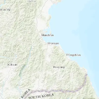 Map showing location of Anbyŏn-ŭp (39.042500, 127.523890)