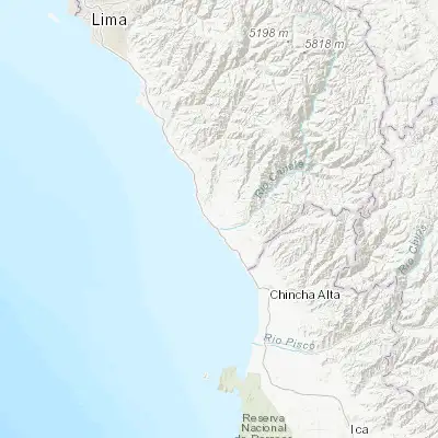 Map showing location of San Vicente de Cañete (-13.075560, -76.385280)