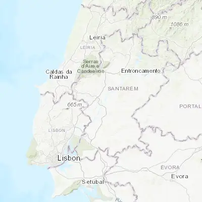Map showing location of Santarém (39.233330, -8.683330)