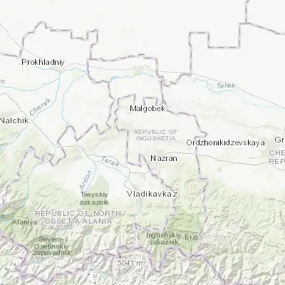 Map showing location of Verkhniye Achaluki (43.346940, 44.697500)