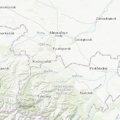 Map showing location of Zalukokoazhe (43.903890, 43.215560)