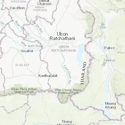 Map showing location of Det Udom (14.905980, 105.078360)