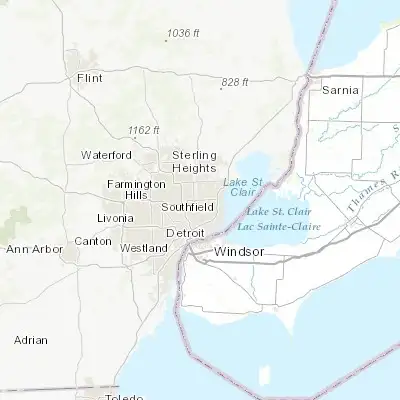Map showing location of Warren (42.490440, -83.013040)